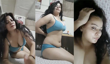 Indian Sexy Milf Showing Tight Pussy Fucking Update